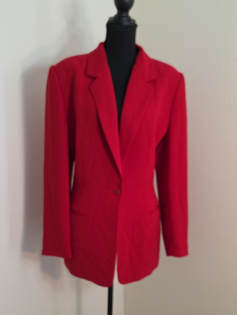 Casual Corner Bright Red Single-Button Blazer